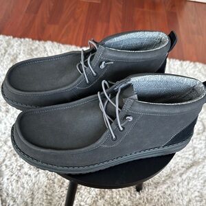 Hey Dude Wally Mid workwear sz 12